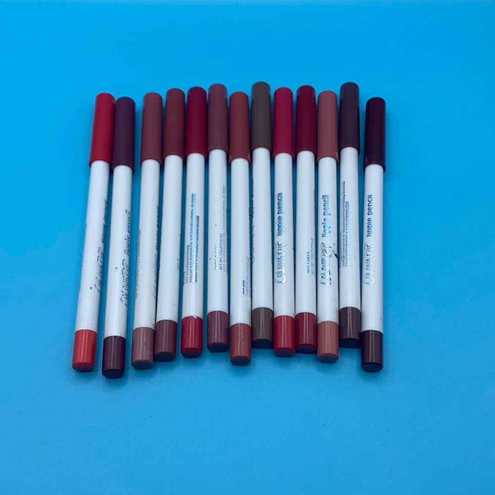 ✨13 BRAND NEW COLOURPOP LIPPIE PENCIL✨